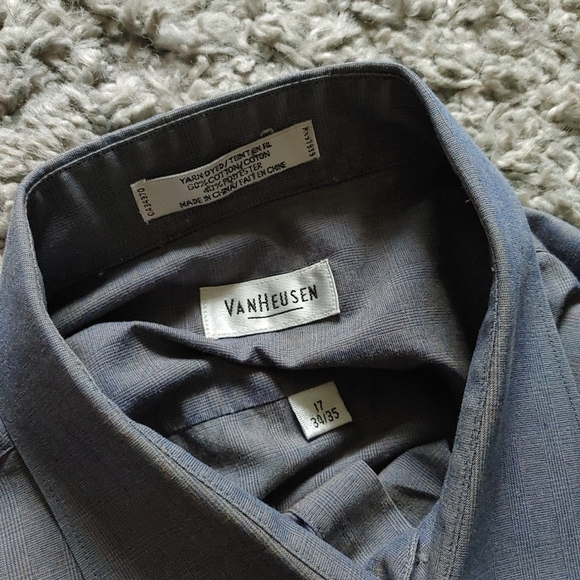 VanHeusen | Mens grey/blue color shift button up dress shirt - Picture 8 of 10